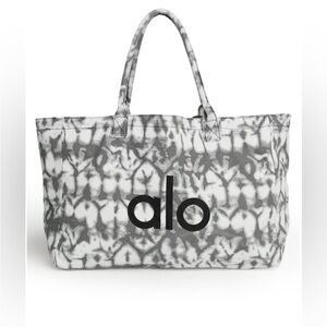 Alo yoga tote bag grey tie-dye